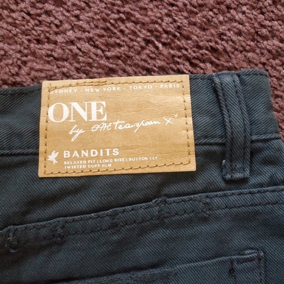 One Teaspoon | Distressed Mini Denim Short… - Picture 8 of 8